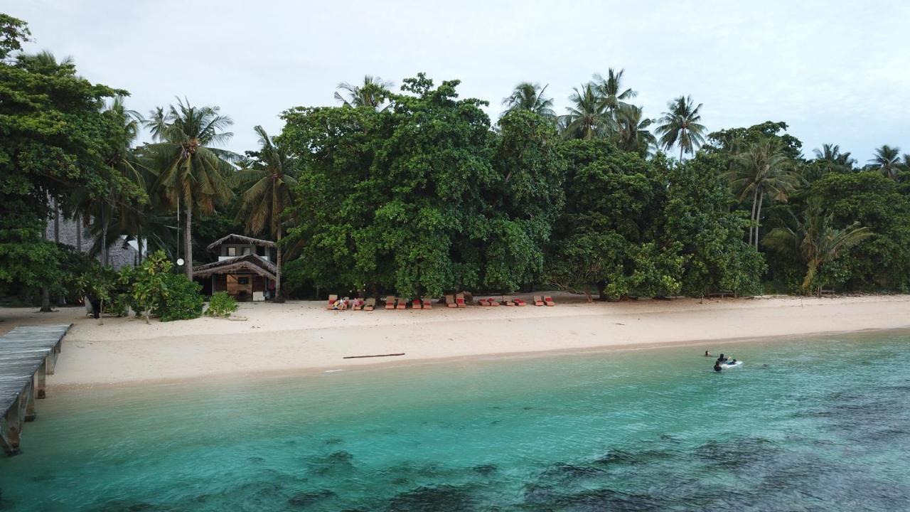 Coral Eye Boutique Resort And Marine Outpost Likupang Kültér fotó