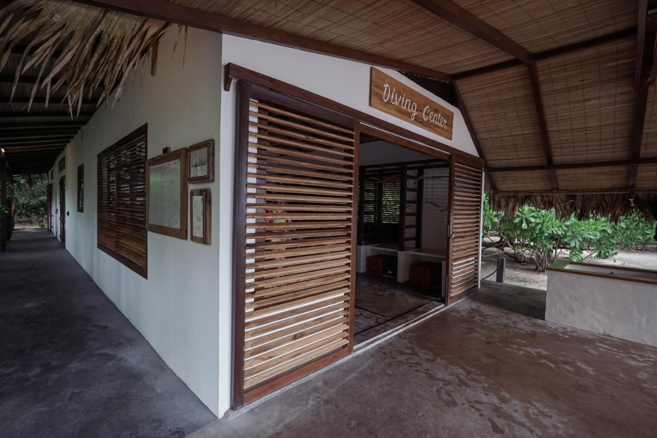 Coral Eye Boutique Resort And Marine Outpost Likupang Kültér fotó