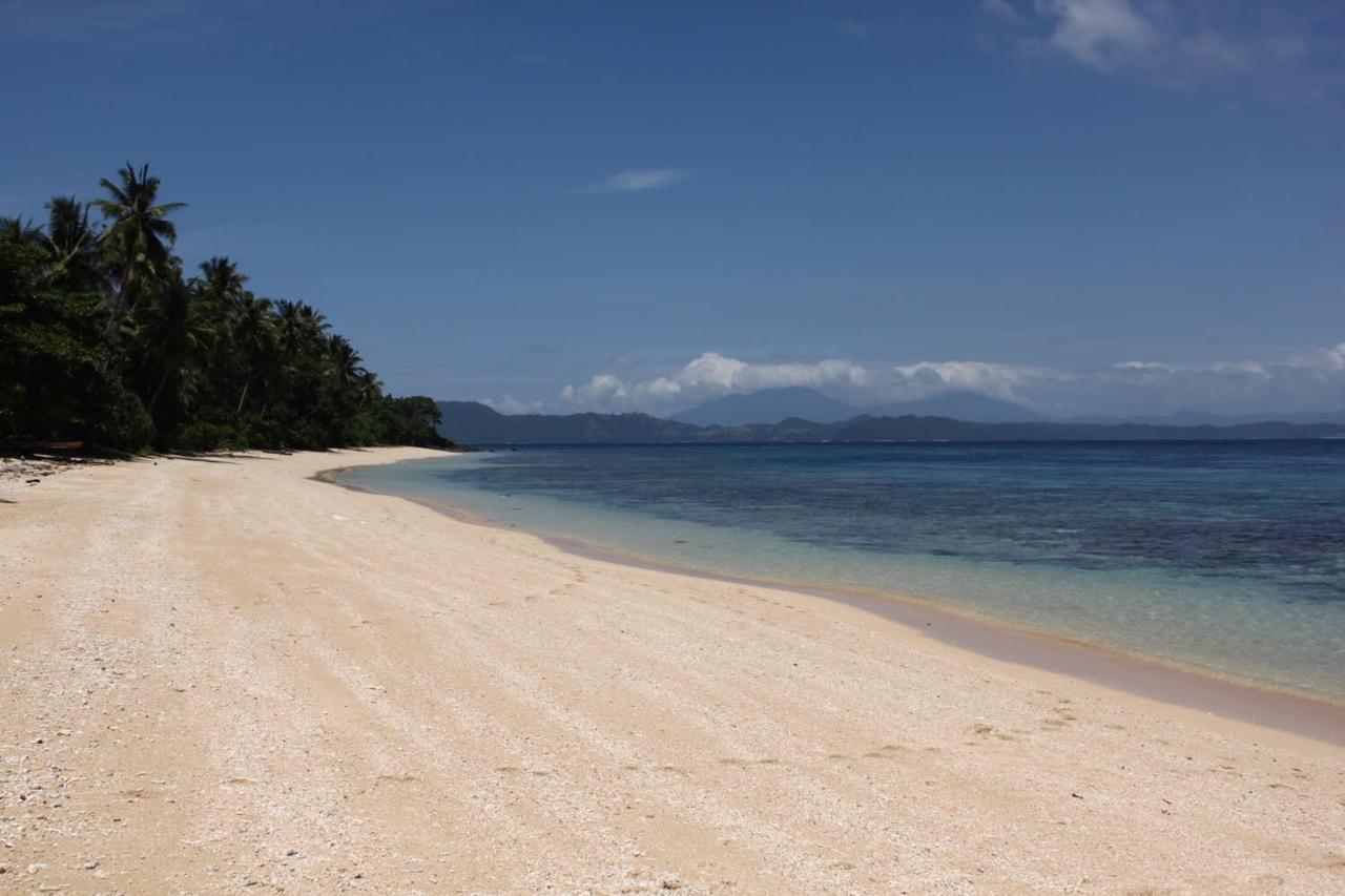 Coral Eye Boutique Resort And Marine Outpost Likupang Kültér fotó